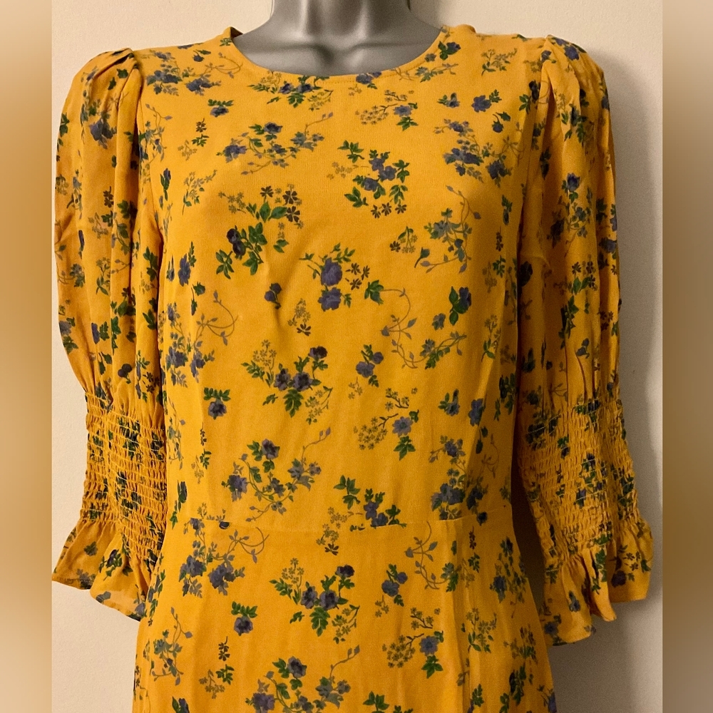 Reformation Very Beautiful Maxi Dress With Pretty Floral Print. - Picture 7 of 12